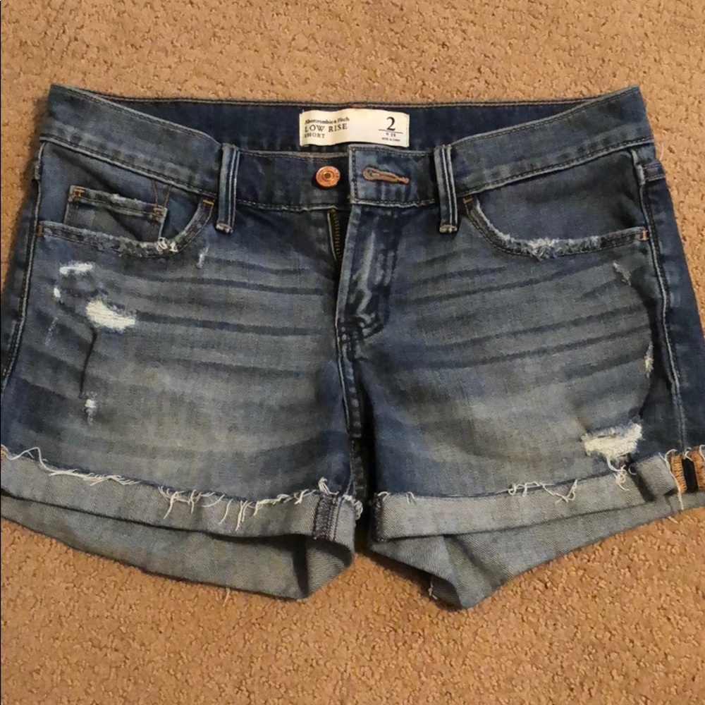 Abercrombie & Fitch Low Rise Shorts